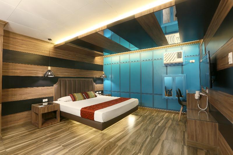 Hotel 2016 Манила Экстерьер фото